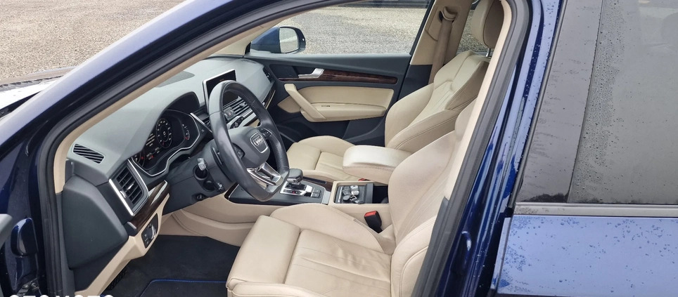 Audi Q5 cena 159900 przebieg: 104117, rok produkcji 2019 z Pniewy małe 301